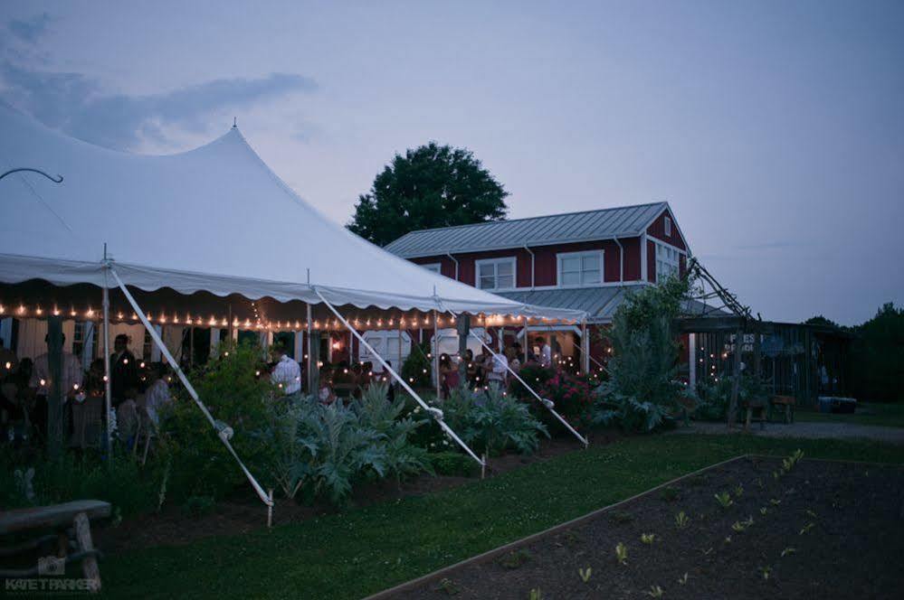 The Farmhouse Inn Buckhead Exteriör bild